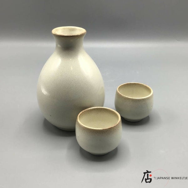Sake set beige incl. 2 kommetjes (K-Touga18-11)