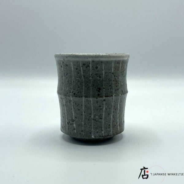 Yunomi (湯呑) theekop Ø 7,5 cm 8 cm hoog (K-Touga-H32)