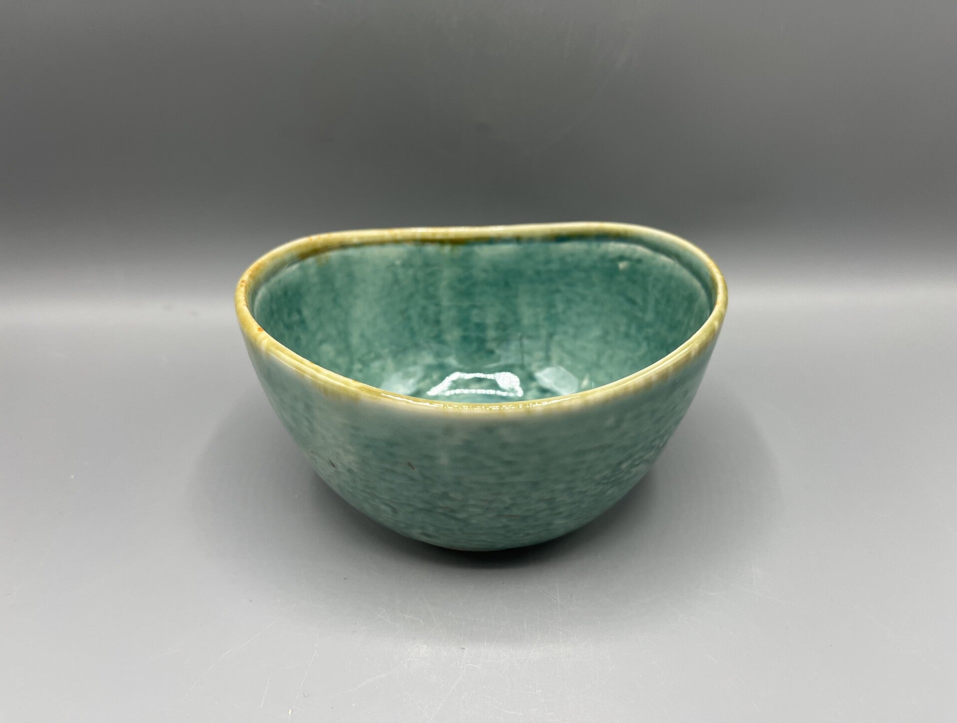 Kobachi kom "Turquoise" (K-Tou24-1)