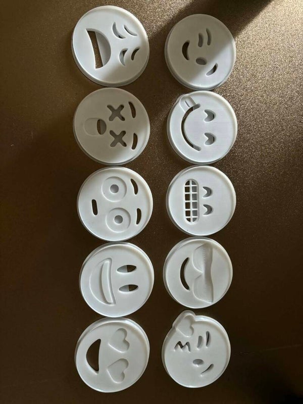lots d'emportes-pieces emojis