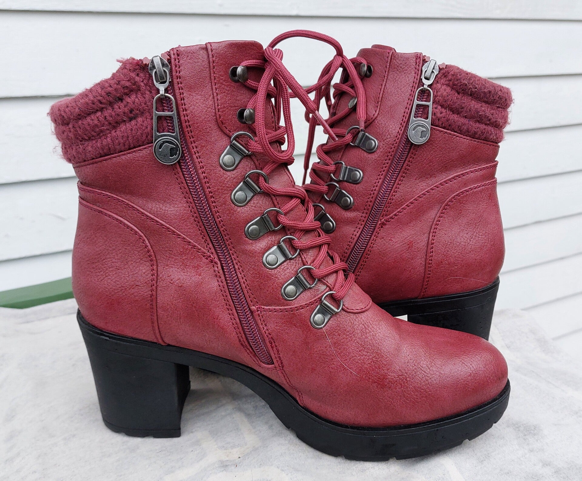 Red boots from Black Premium by EMP