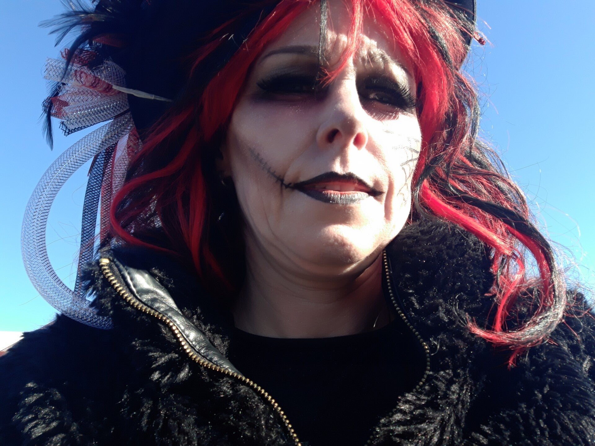 Halloween look met een magische sfeer – verbinding tussen speelsheid en spiritualiteit.