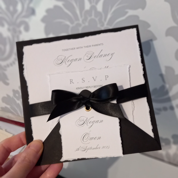 ♥︎ Ciara ♥︎ Deckle Edge