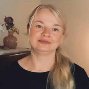 Sandra Lenhart 