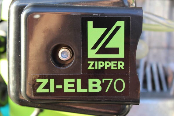 Erdbohrer mit 3 verschiedenen Aufsätzen