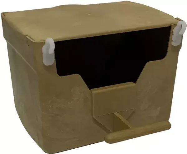 Nid exotique plastique