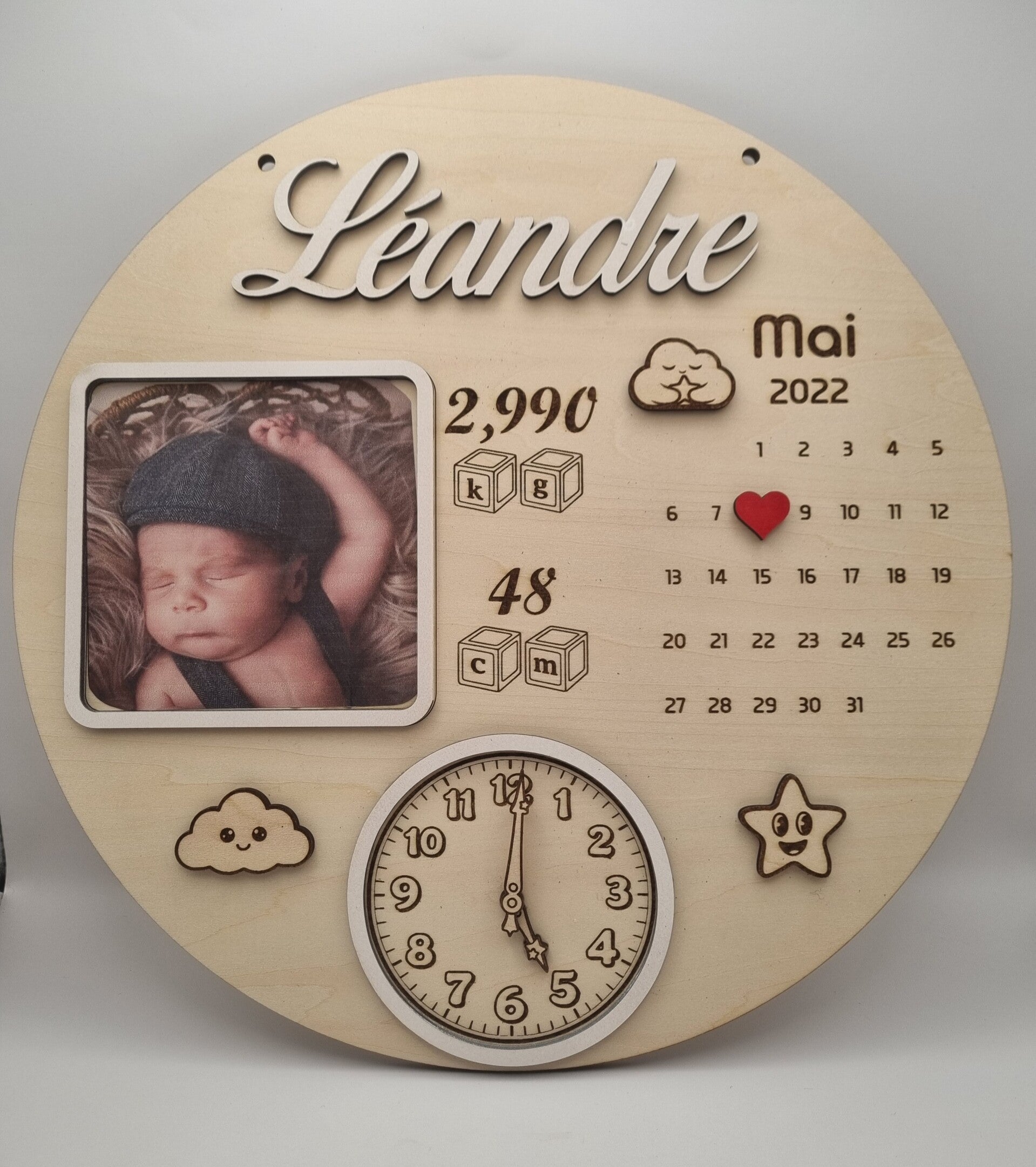 🌿 Cadre de naissance circulaire personnalisé en bois – Souvenir unique