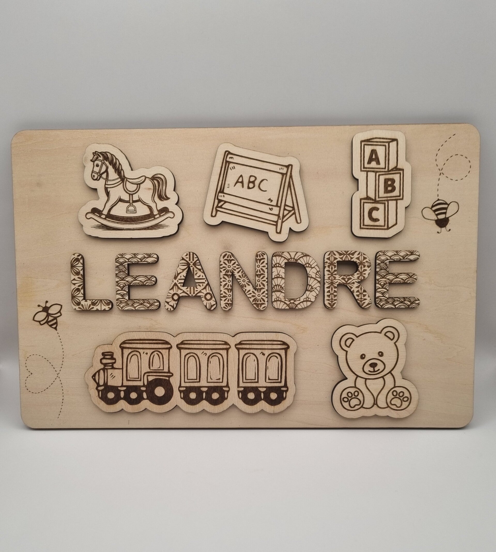 🧩 Puzzle prénom personnalisé en bois de tilleul – Décoration & jeu éducatif