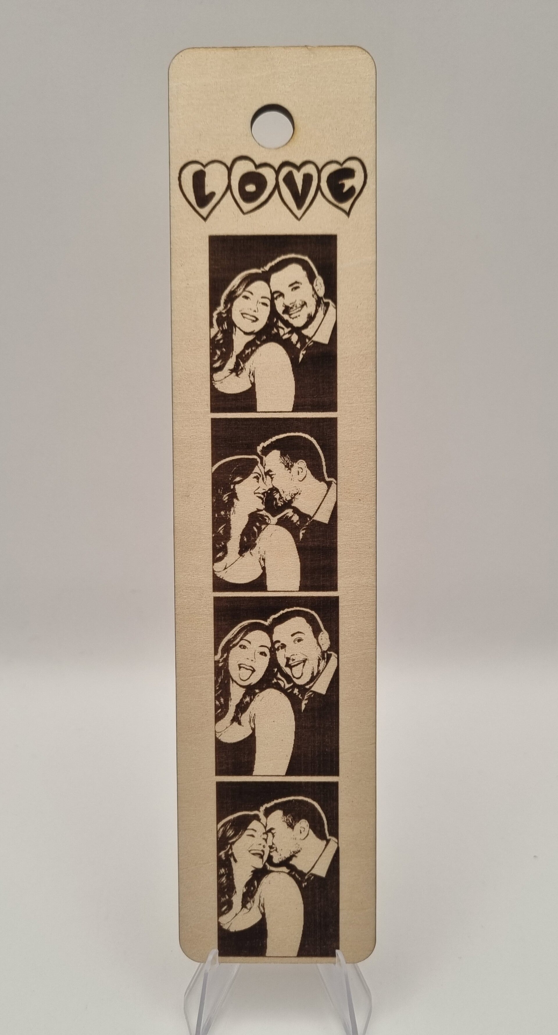 Marque-page photomaton personnalisé en bois – Cadeau couple original