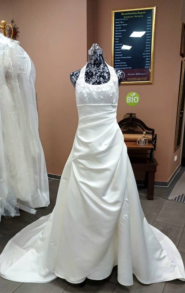 Brautkleid