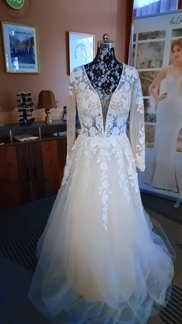 Brautkleid aus der neuen Kollektion The One