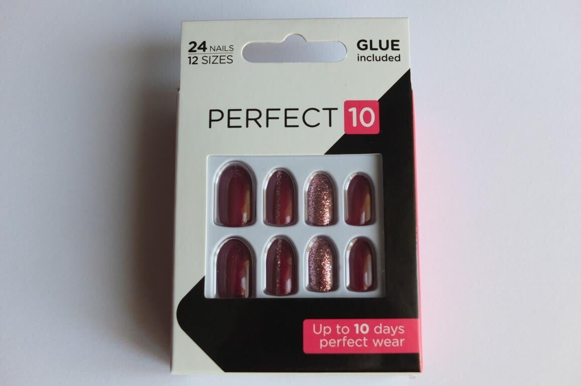 Perfect 10 Diva Forever Kunstnägel 24 Stück mit Kleber