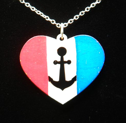 HEART SHAPE NECKLACE 01