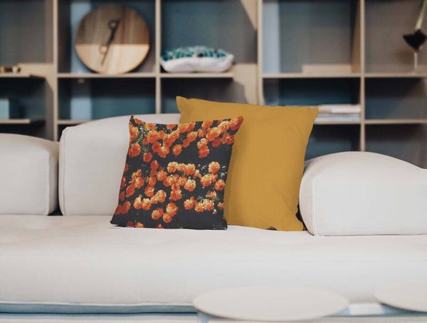 Sierkussen Oranje bloemen