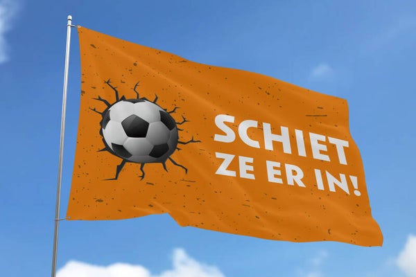 WK vlag Schiet ze er in!