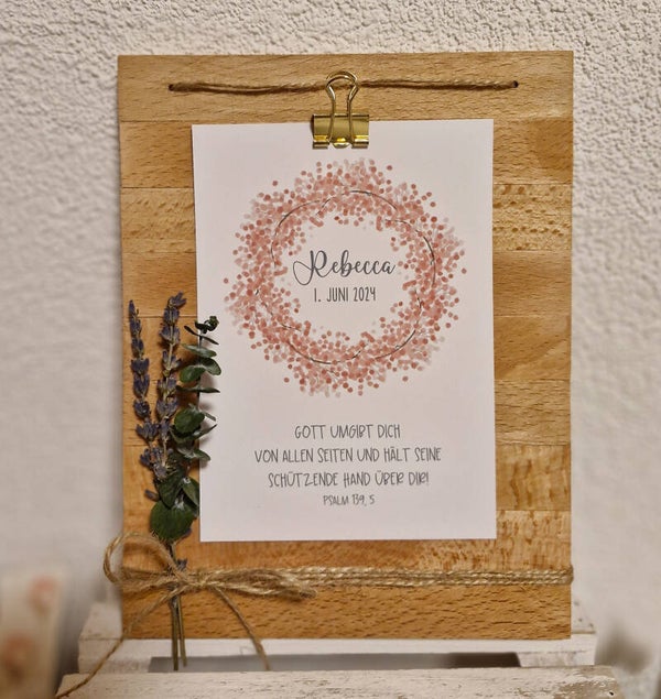 Geburtstafel aus Holz, inkl. Kartenhalter und Karte