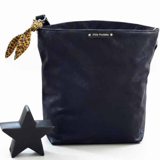 Sac Cabas “Mademoiselle Poulette” en Simili Cuir Noir Brillant – Création Artisanale Française