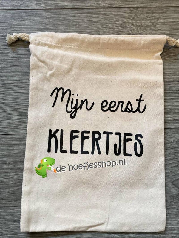 bewaarzak kun je de eerste kleding van je kind