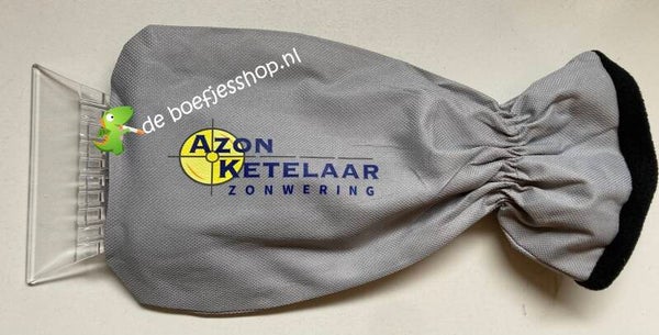 Ijskrabber met eigen logo