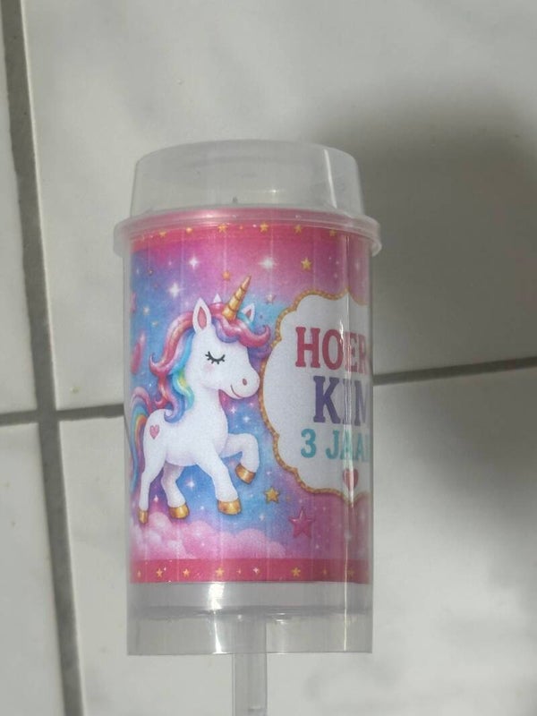 Eenhoorn pop traktatie