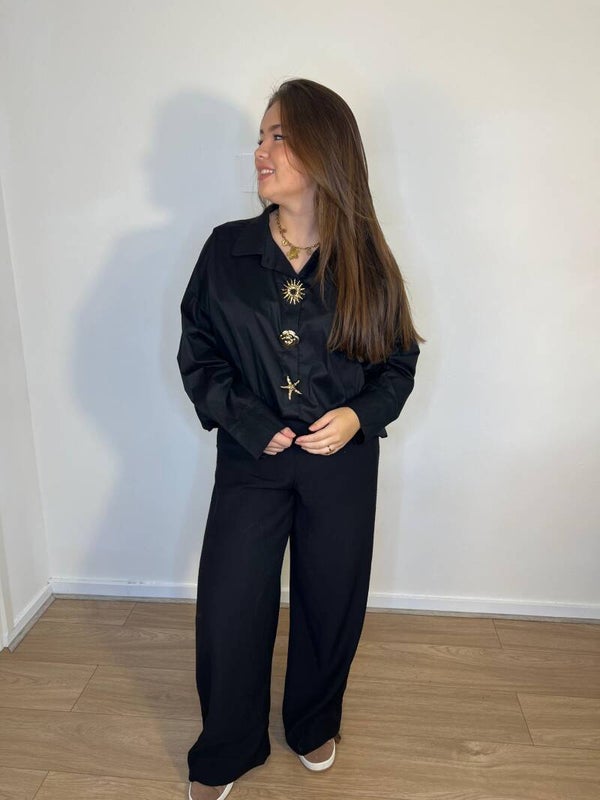 843 Oversized blouse met gouden details Zwart