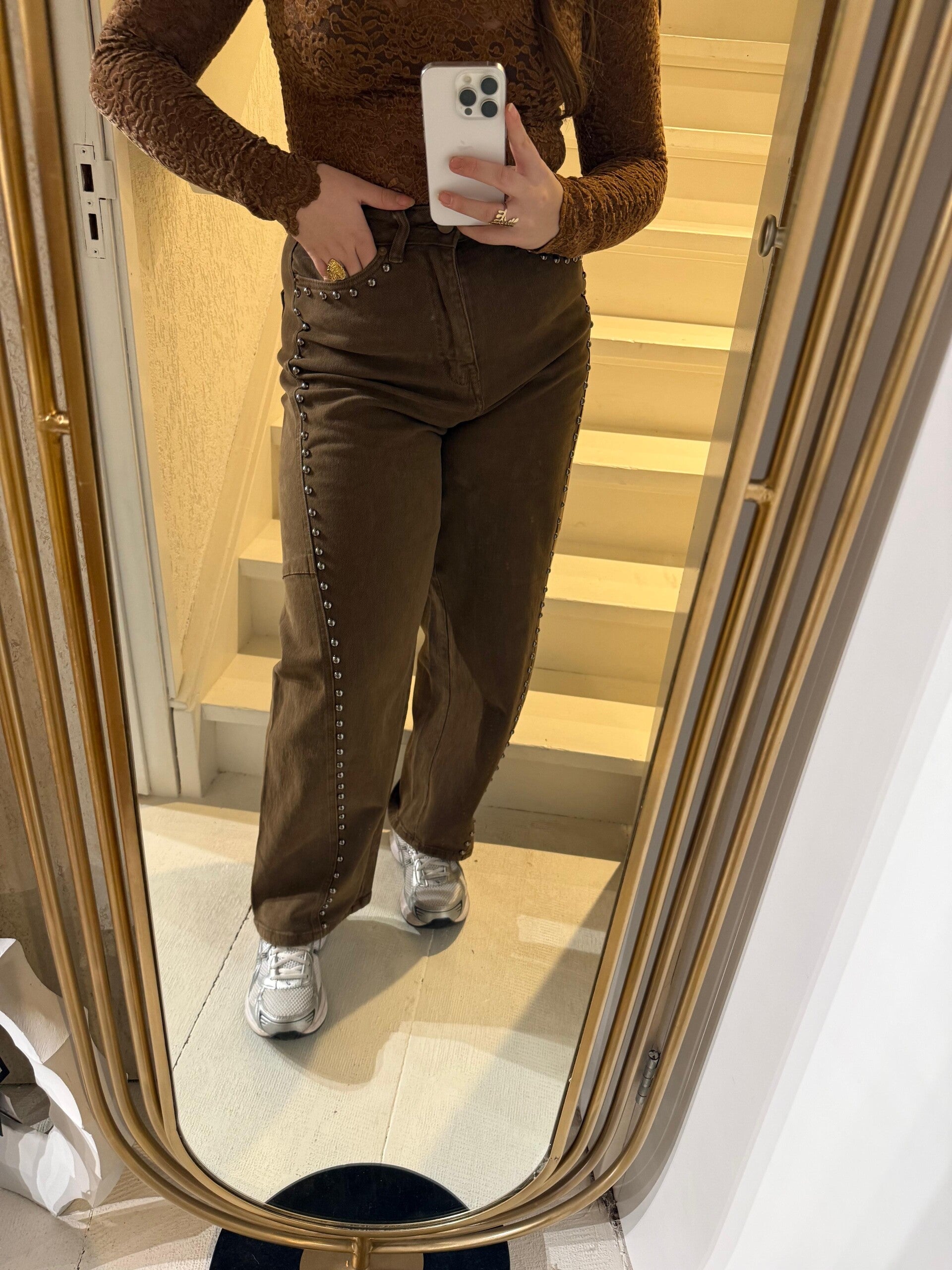 1010 Balloon jeans studs Bruin