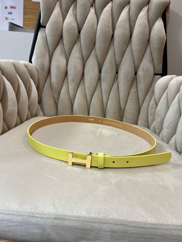 Riem Geel met kleine gouden sluiting
