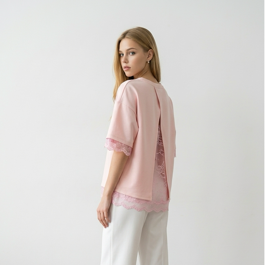 26164 Top met kant detail Roze
