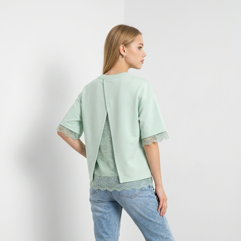 26162 Top met kant Detail - Mintgroen