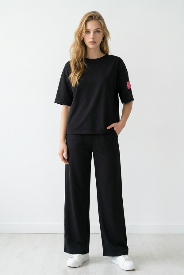 26225 Effortless joggingsuit zwart