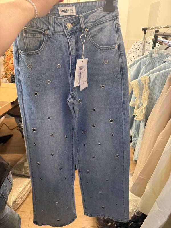 26310 Nova Stud Wide Jeans