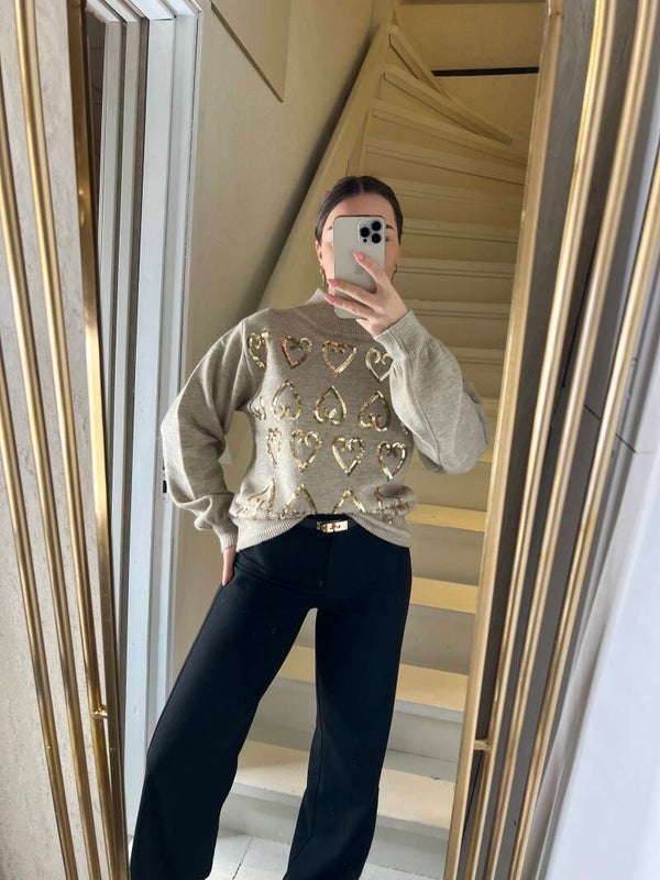 982 Trui met glitter hartjes Beige