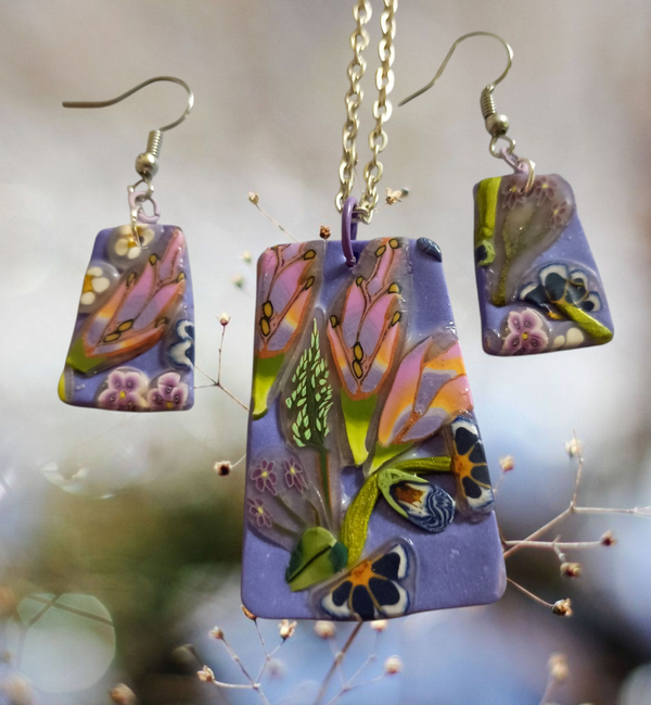 Surrealistic Orange Flowers Necklace set