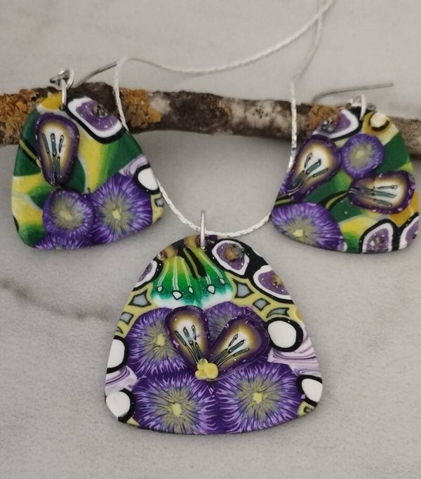 Bold Purple Flower Necklace set