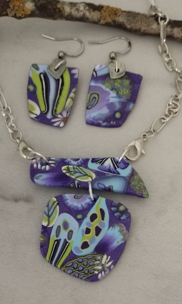 Periwinkle Exotic Flower Necklace set