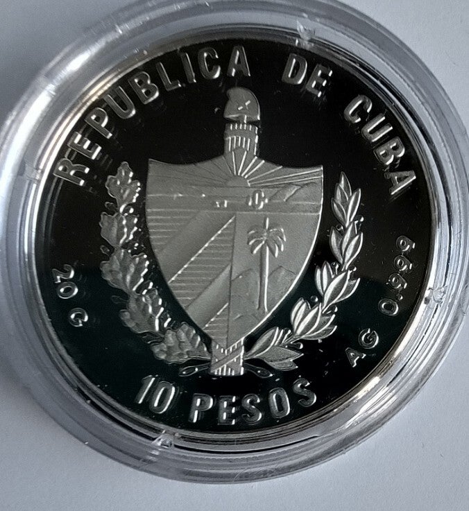 Cuba 10 Pesos 1997 karveel "Nina"