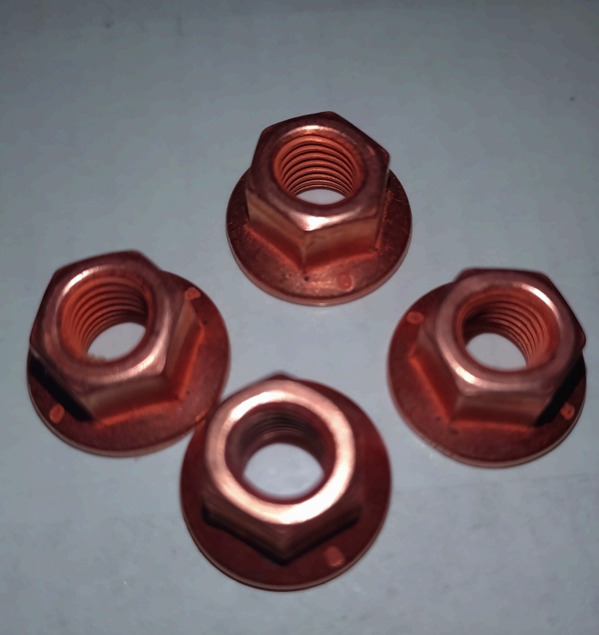 Kupfermuttern   M7  x1