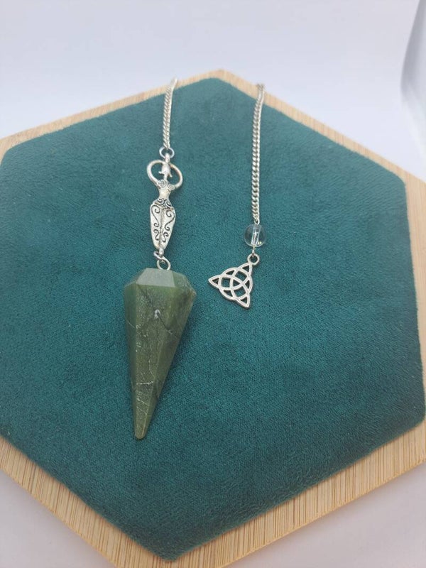 Pendel aventurijn godin