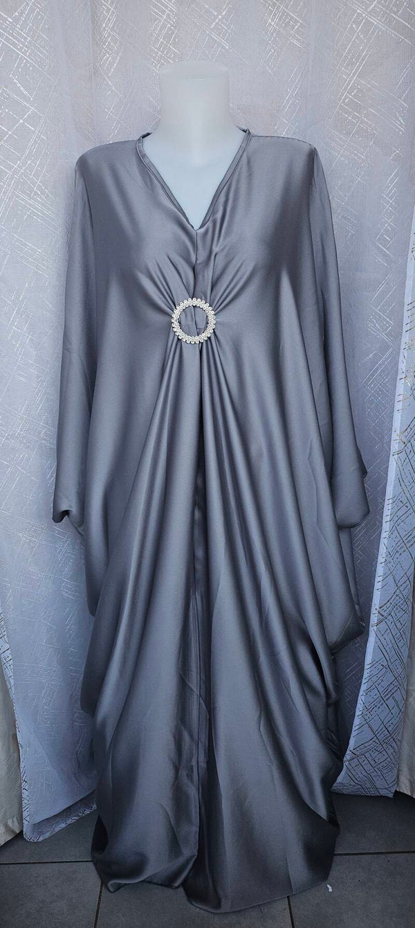 Robe satiné gris