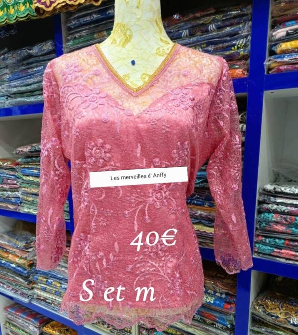 Body dentelle rose