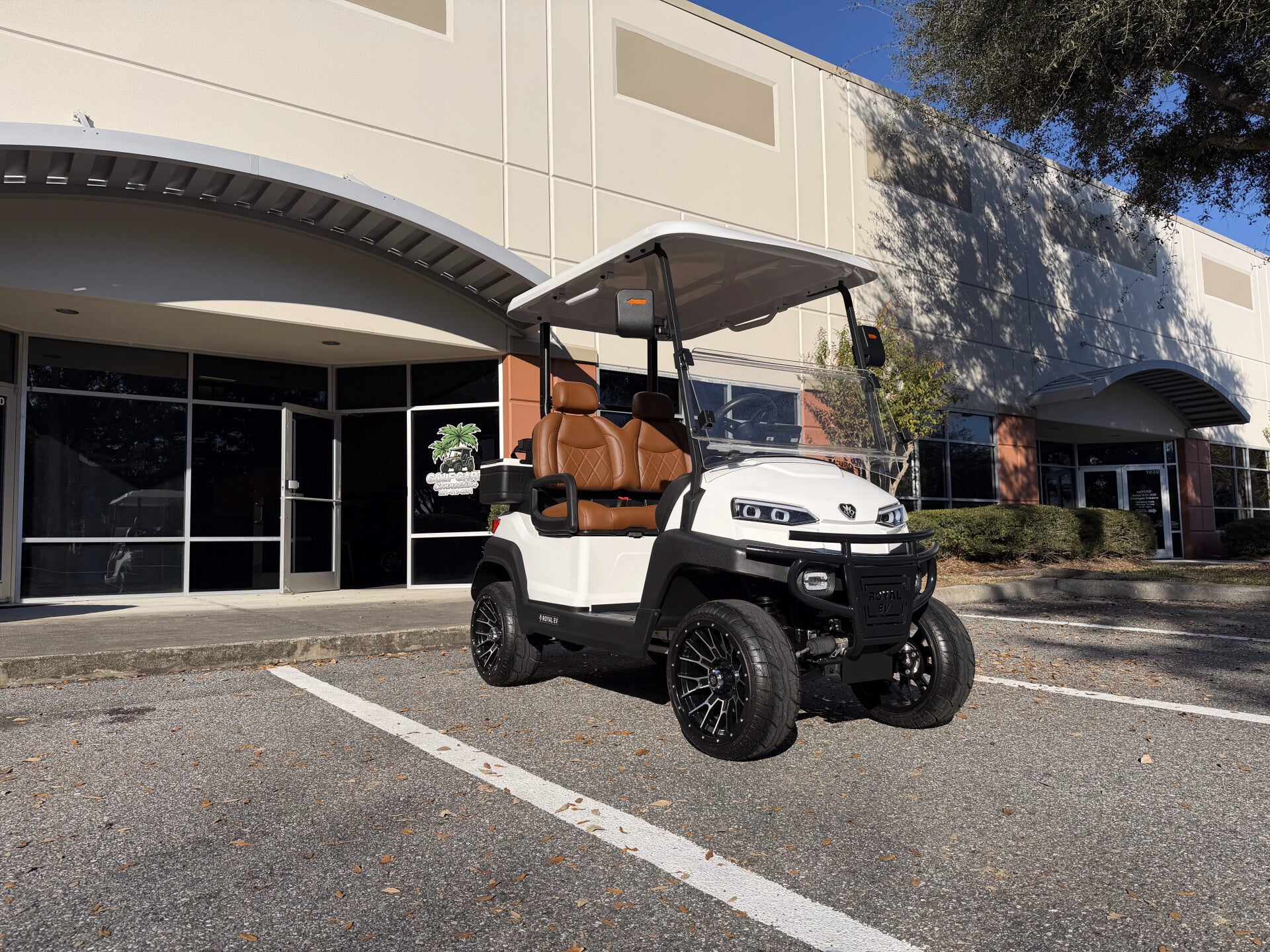 2025 Royal EV Crown – Course-Ready 2-Seater 48V Lithium