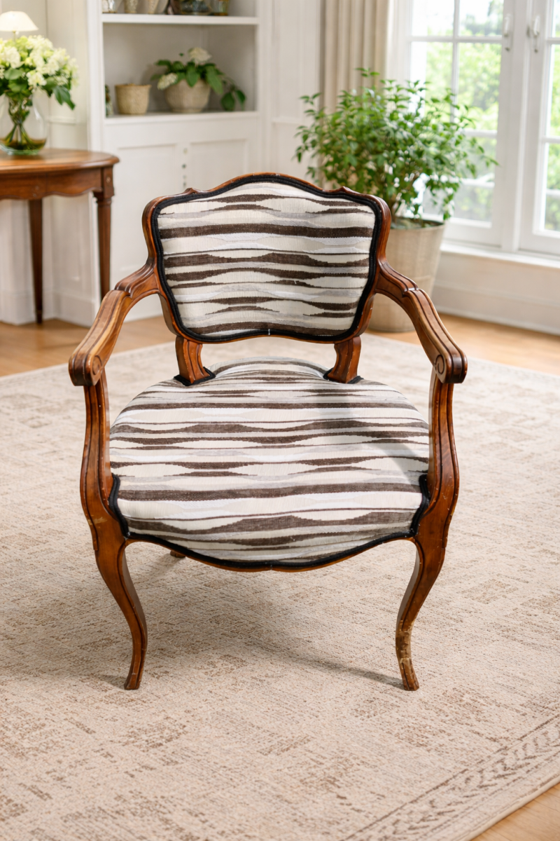Fauteuil bergère restauré 