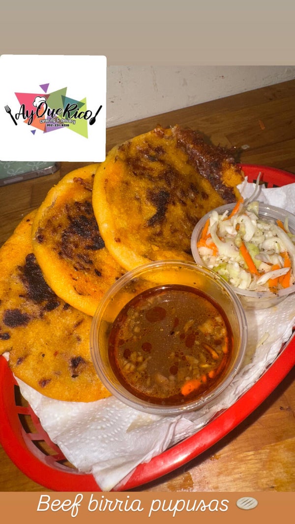 Birria Pupusa