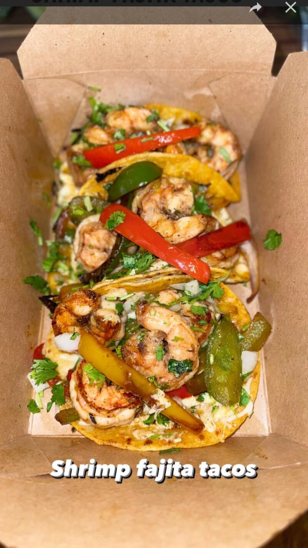 Shrimp fajita tacos