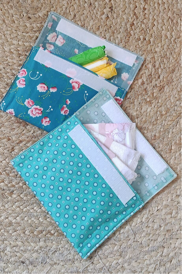 Pochette protections hygiéniques / savon