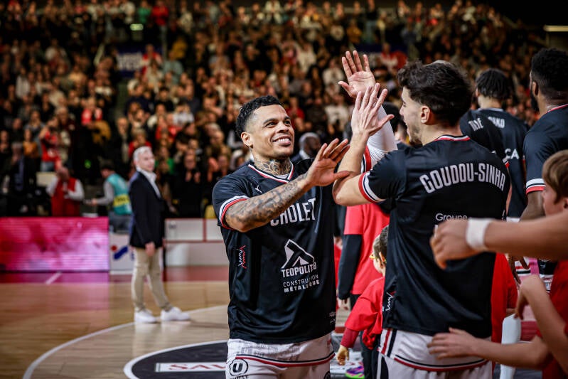 cholet-sassari-03-01-449-standard-r44jaz.jpg