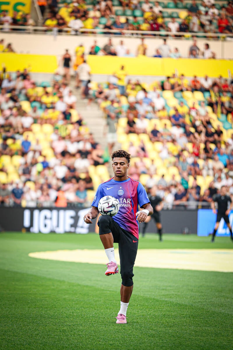 nantes-psg-17-08-91-standard-9rw60c.jpg
