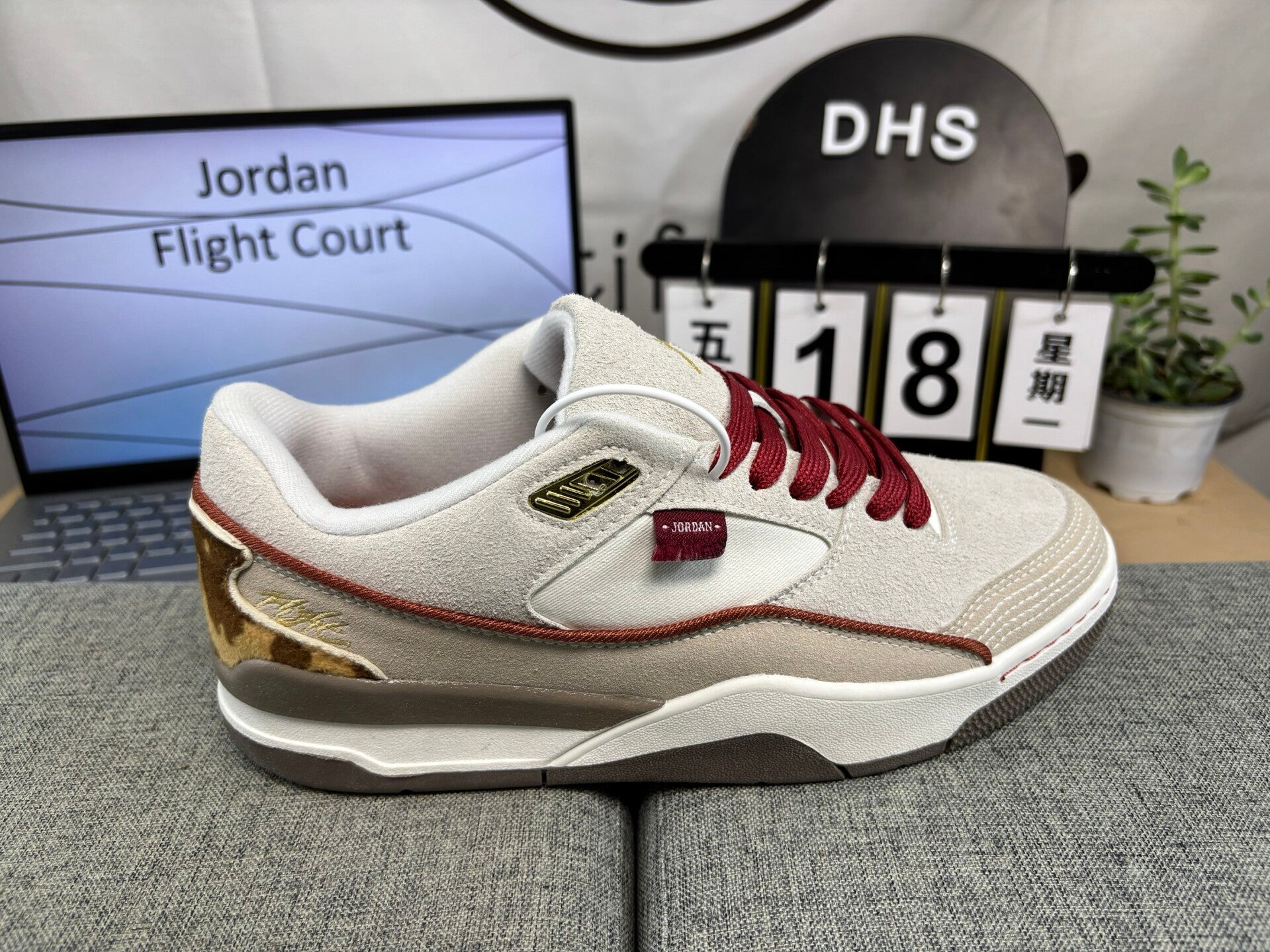JORDAN FLIGHT COURT BL/RED