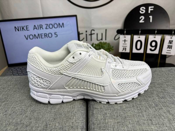 NIKE AIR ZOOM VOMERO 5 WHITE