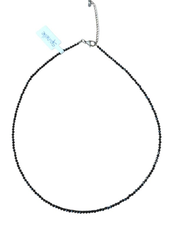 Collier Spinelle Noire Facetté 2.5mm Grade 3A